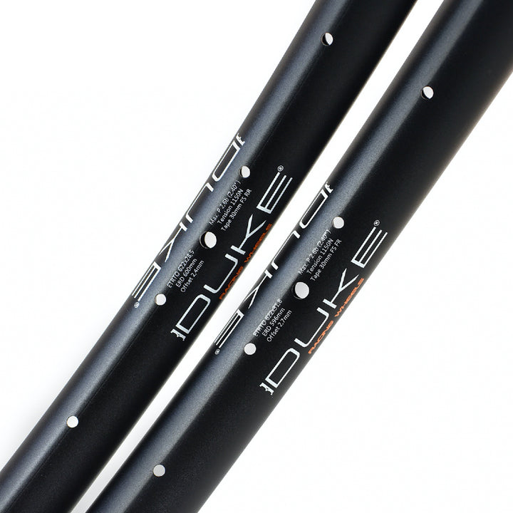 DUKE Juego de Aros Fury Star 6TERS 28 / 32 :: 29'' 28H Asimétrico Aluminio