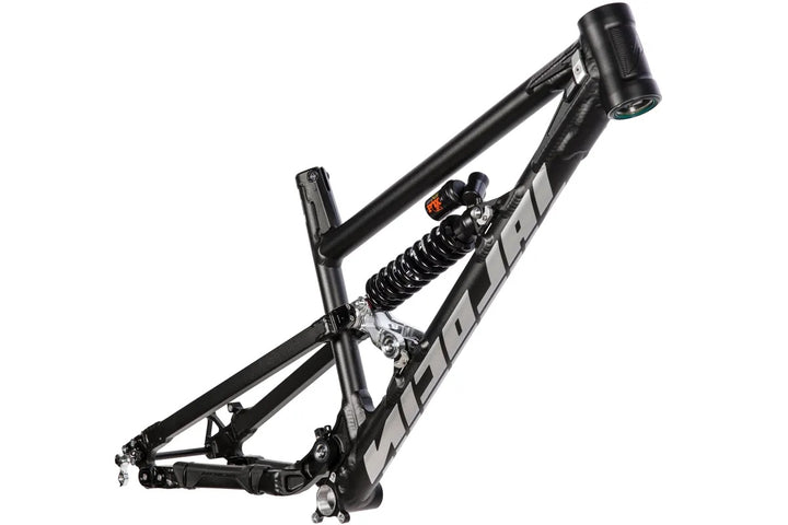 Nicolai G18 HAMMER color Raw / Talla M (170-180 cm) 2025
