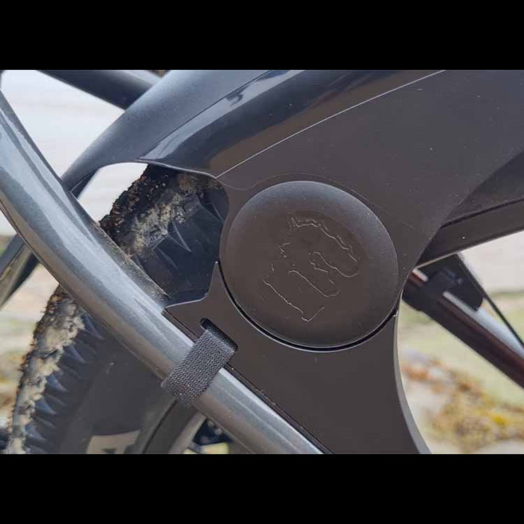 MUCKY NUTZ MugGuard, Rear