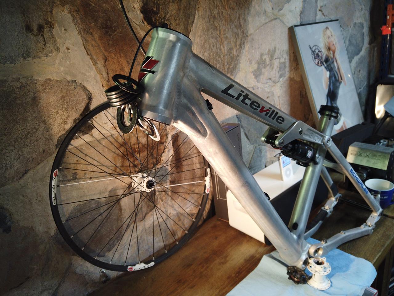 301  M MK12, 27.5 work finish-140mm, RockShox Monarch DEMO