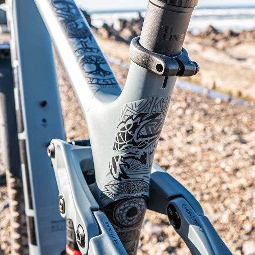 MUCKY NUTZ Frame Skinz, Viking (Mate)