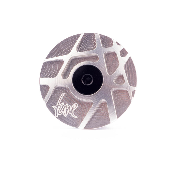 TUNE CAP, Tapa de direccion + tornillo de aluminio - Plateado